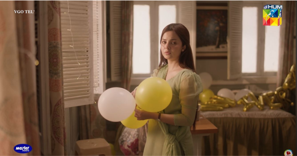Diya preparing a surprise anniversary celebration for her parents in Gulbahar episode 2