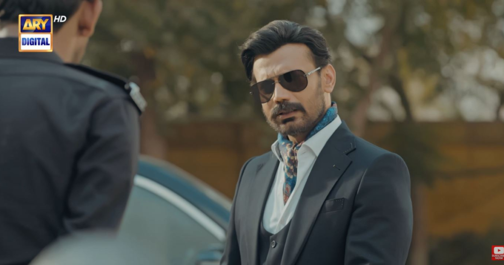 Zahid Ahmed as Meer waiting to meet ASP Hadi in Rutba episode 3